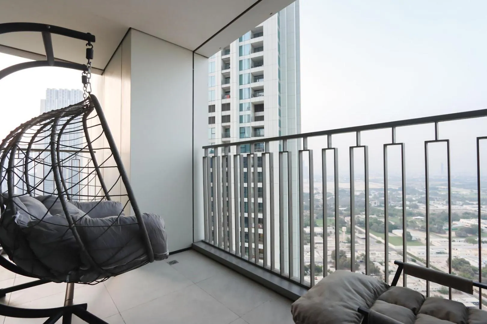 Upgraded 3Br With Burj Khalifa View Next To Dubai Mall Lägenhet